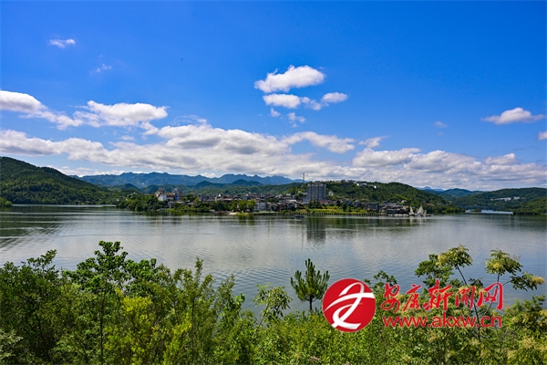 ���B(t��i)�˾ӵ��l(xi��ng)�宋(hu��)��