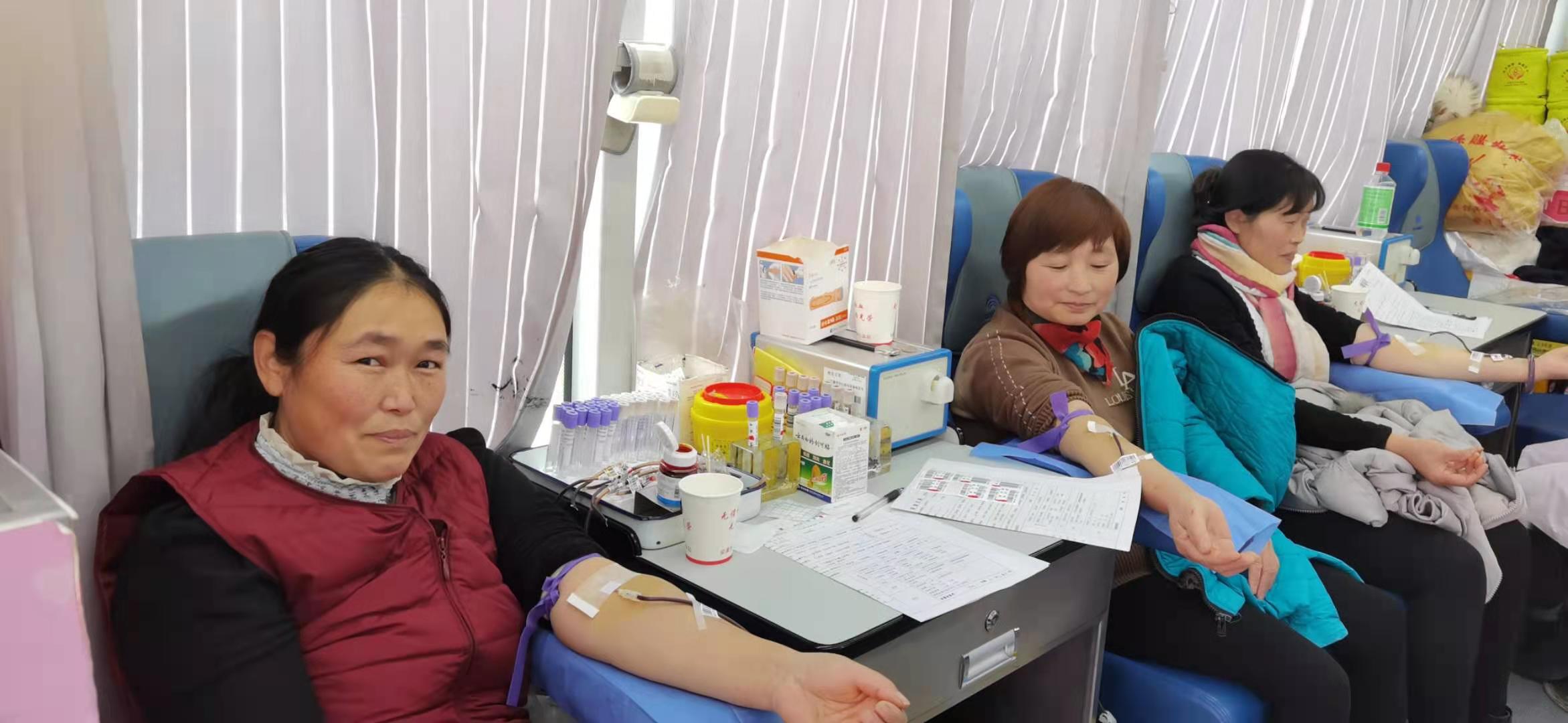 無償獻(xiàn)血，給這個(gè)冬天一份溫暖