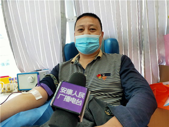 漢濱區(qū)第一醫(yī)院醫(yī)護人員踴獻熱血暖寒冬